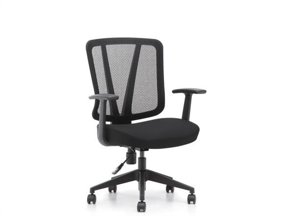 i-Wasp-Molding-Foam-Executive-Low-Back-Chair-In-Black from the original ADL archive.